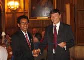 Dr. Bhayankaram receives his award in King's College, Cambridge, 1 September 2005